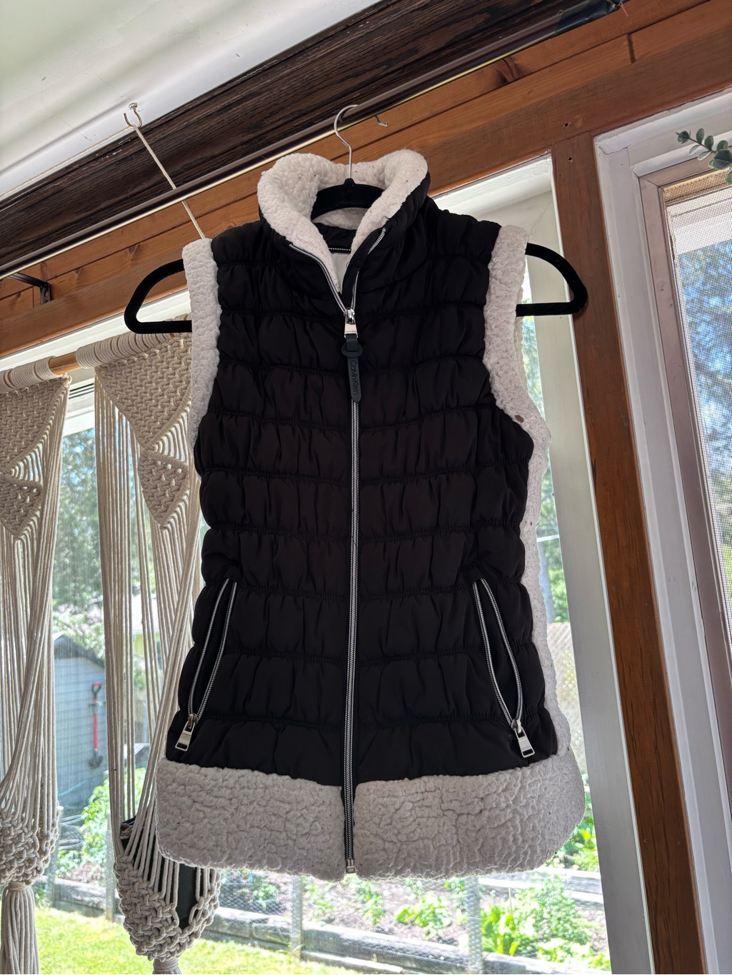 Calvin Klein Women's Black Puffer Vest With Sherpa Trim